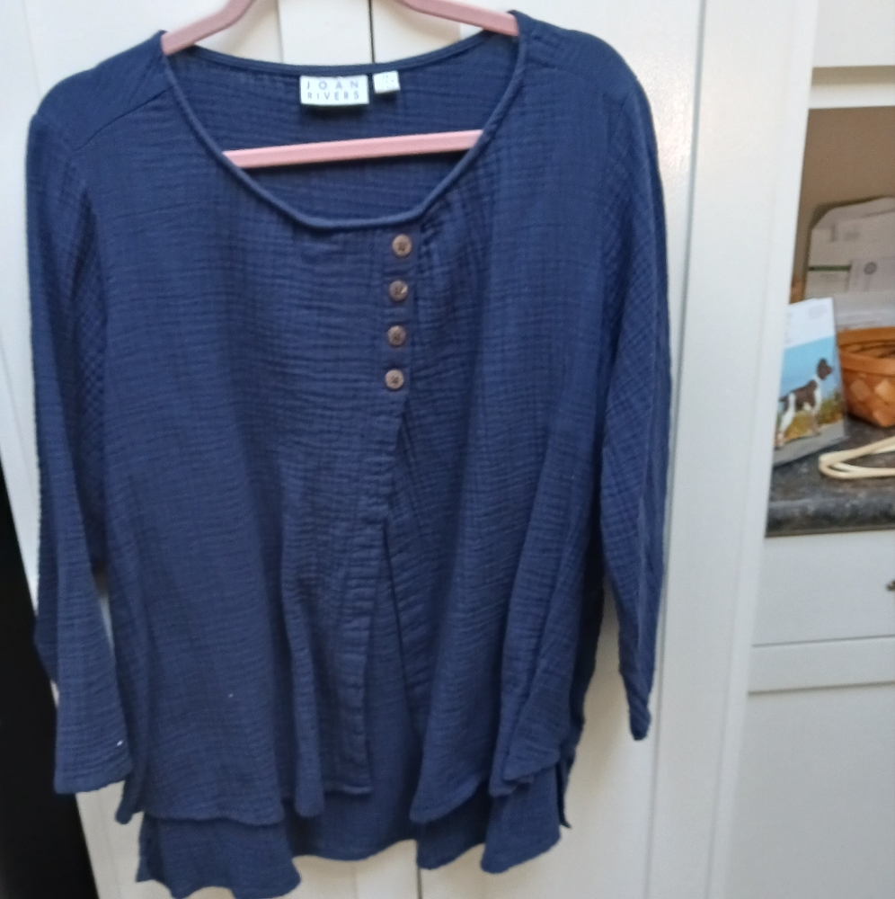 Joan River navy blue gauze top size 3x